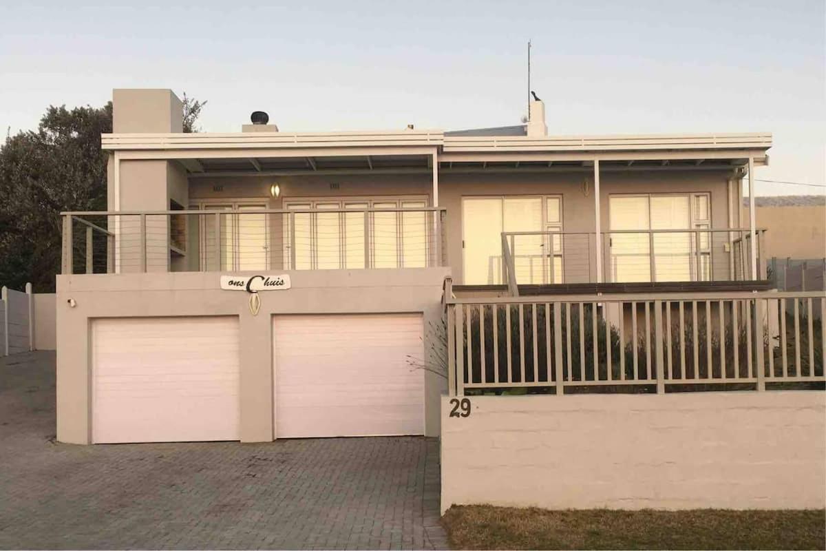 Ons C-Huis - Gansbaai Seafront Accommodation, Back-Up Power Exterior foto
