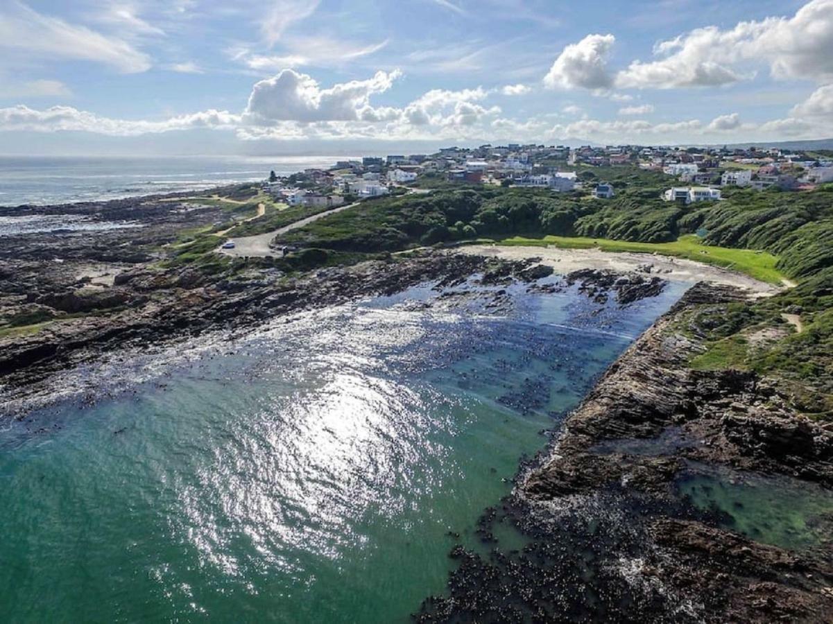 Ons C-Huis - Gansbaai Seafront Accommodation, Back-Up Power Exterior foto